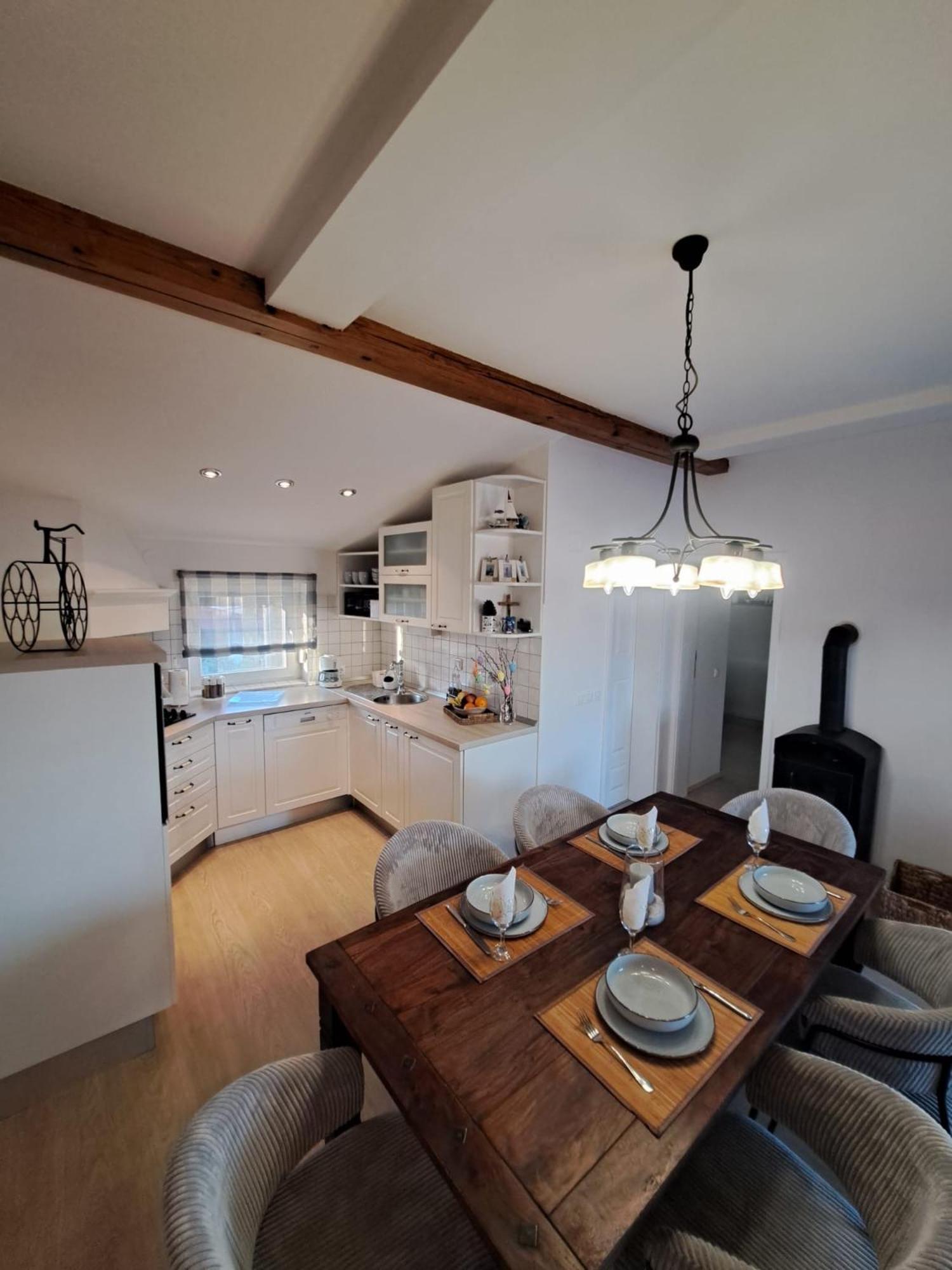 Apartman Lucia Posedarje Exteriör bild