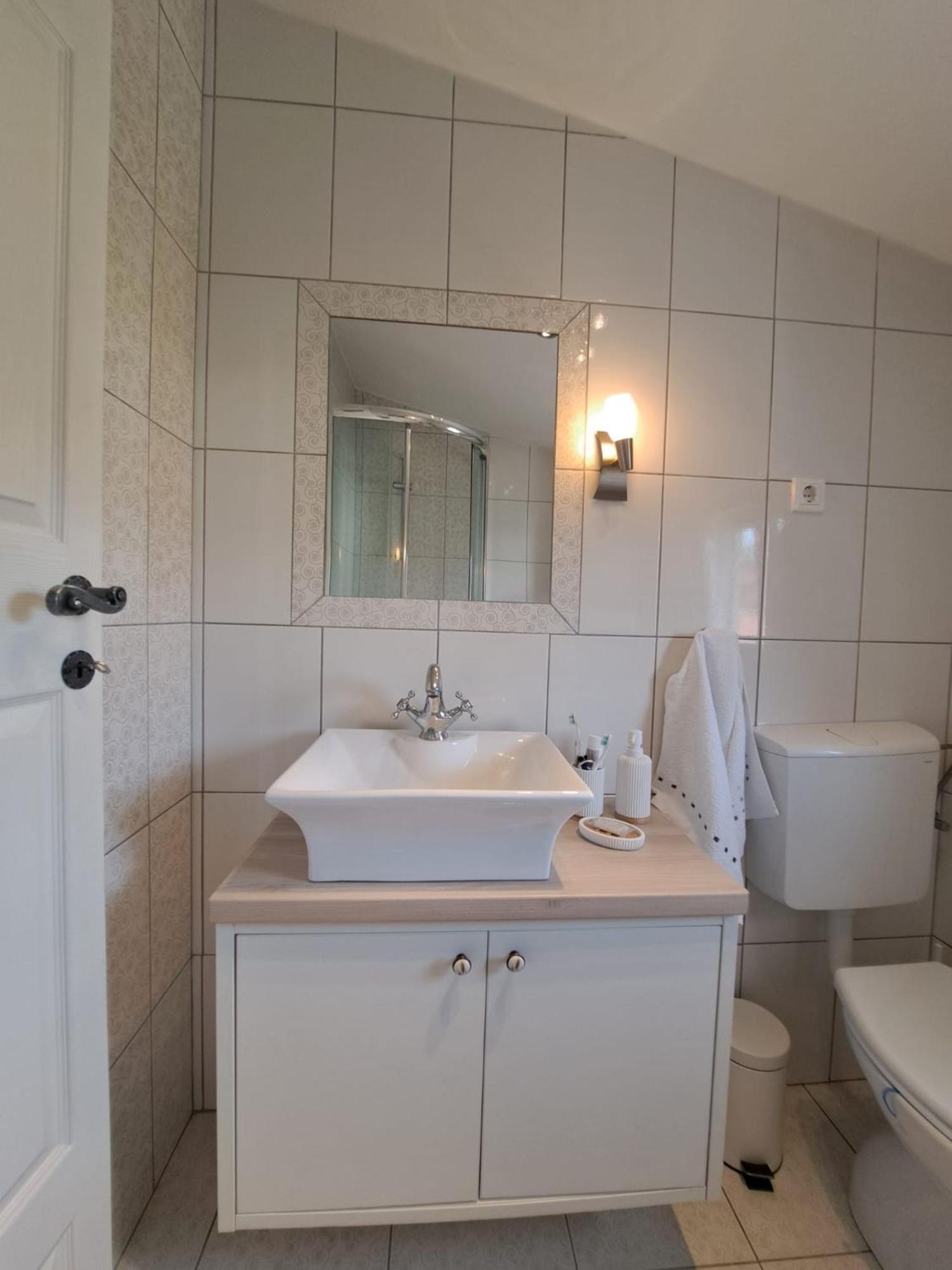 Apartman Lucia Posedarje Exteriör bild