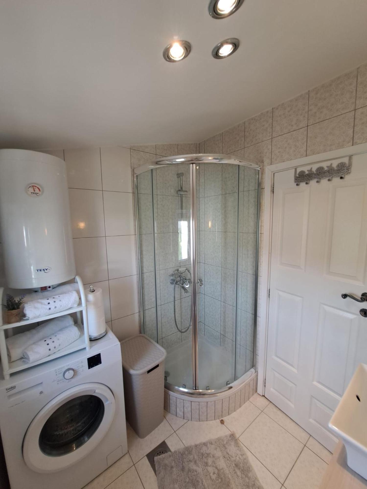 Apartman Lucia Posedarje Exteriör bild