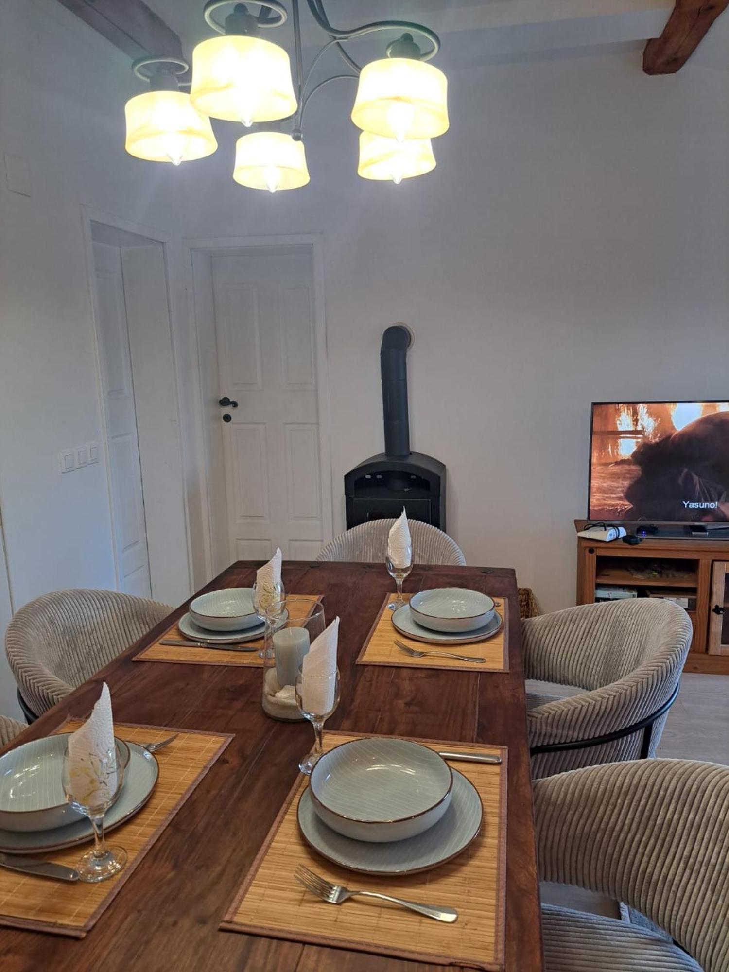 Apartman Lucia Posedarje Exteriör bild